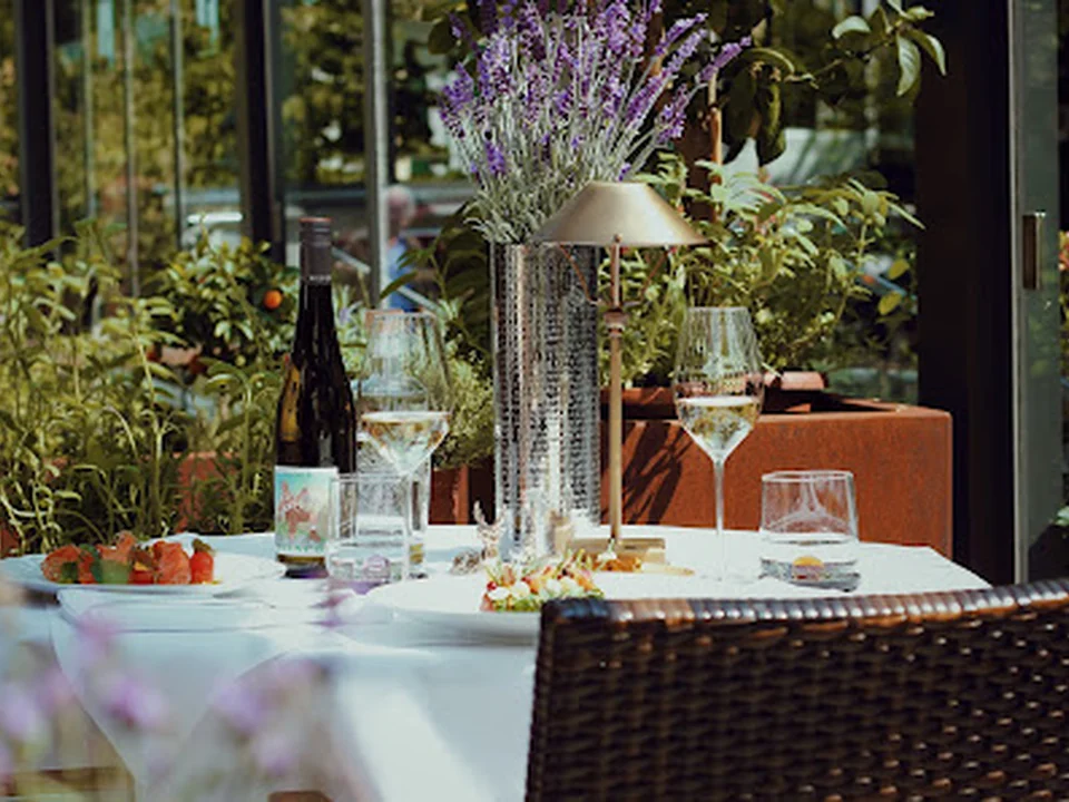 1804 Restaurant