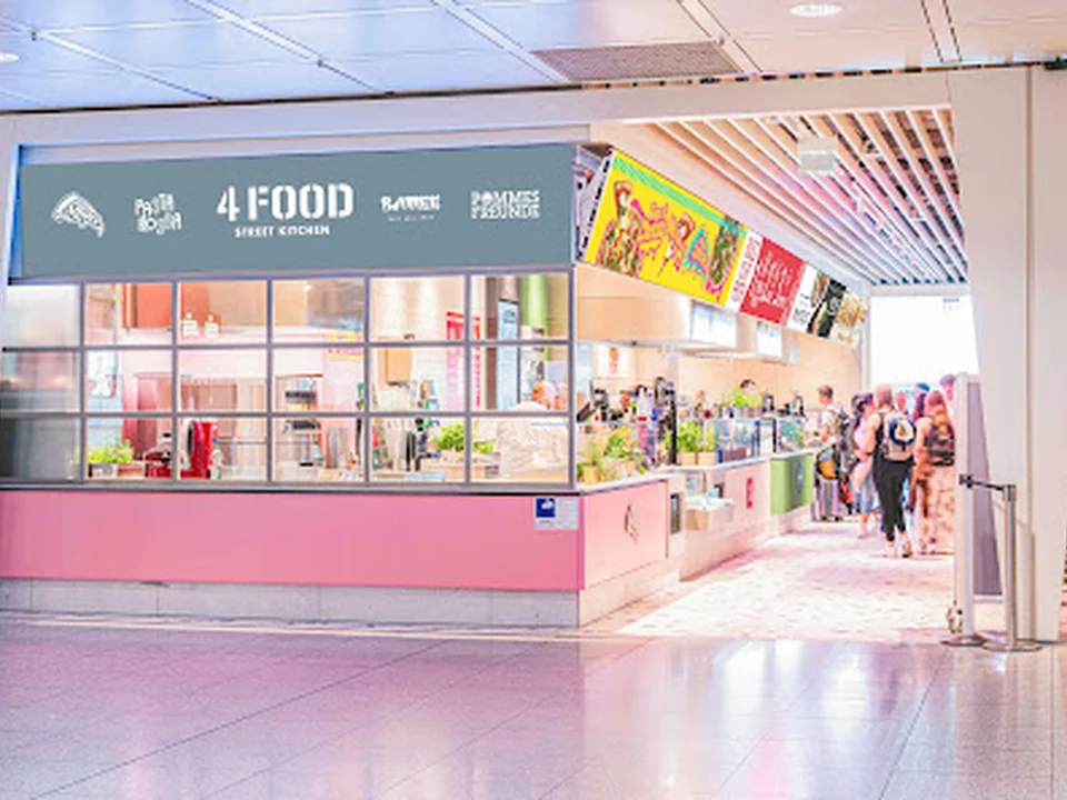 4 FOOD Street Kitchen