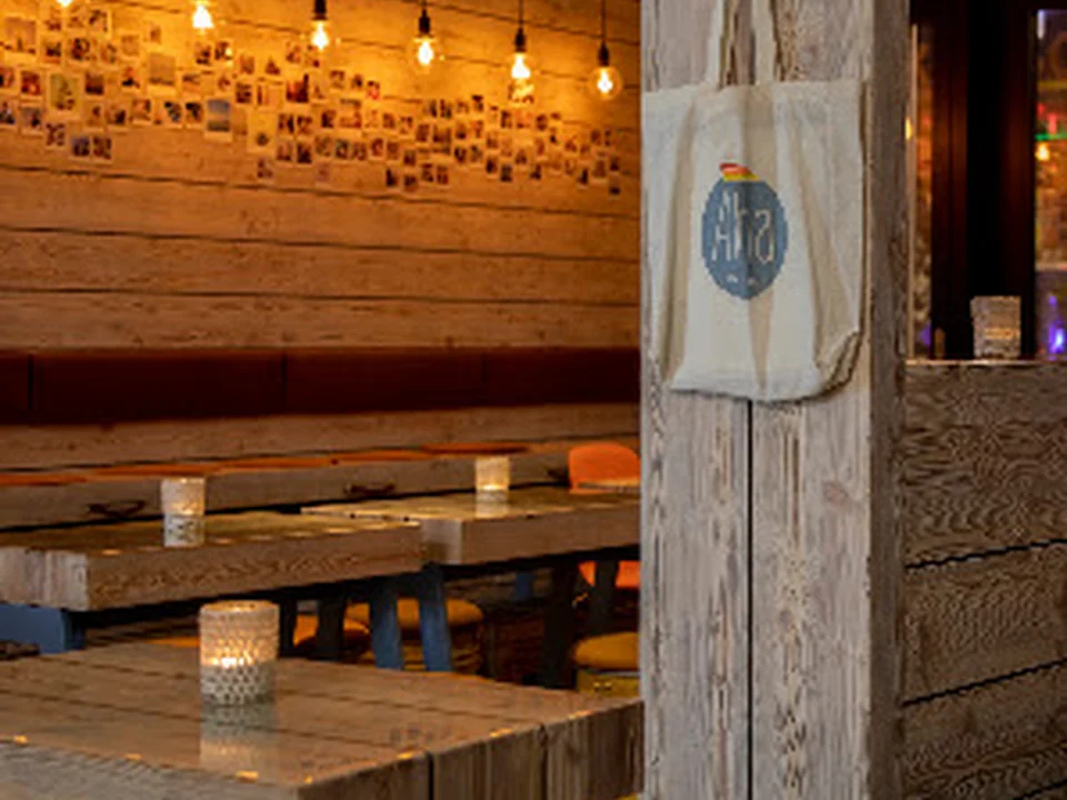 Aloha POKE im Werksviertel - BEST BOWLS - fresh food and salads. Healthy and yummy