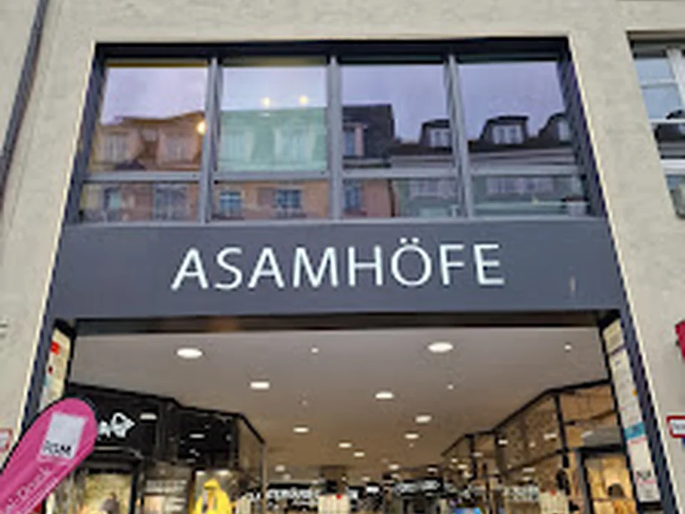 Asamhof Passage