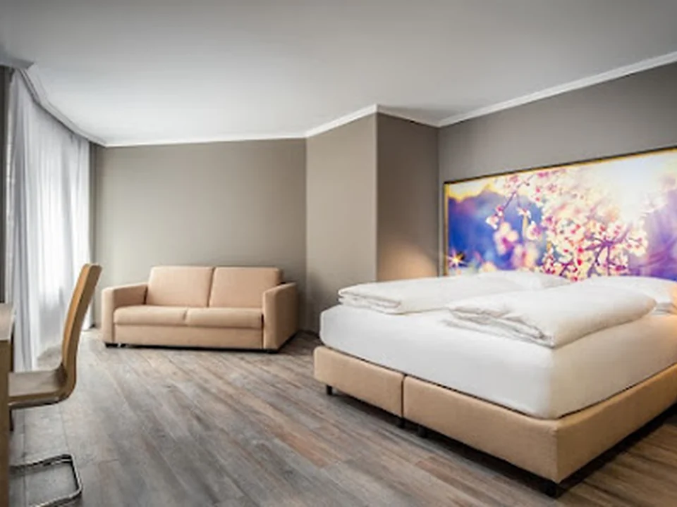 AWA Hotel GmbH