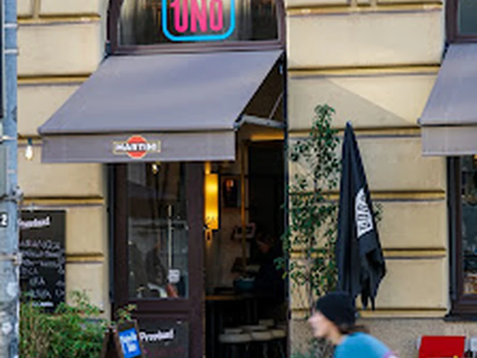 BAR UNO