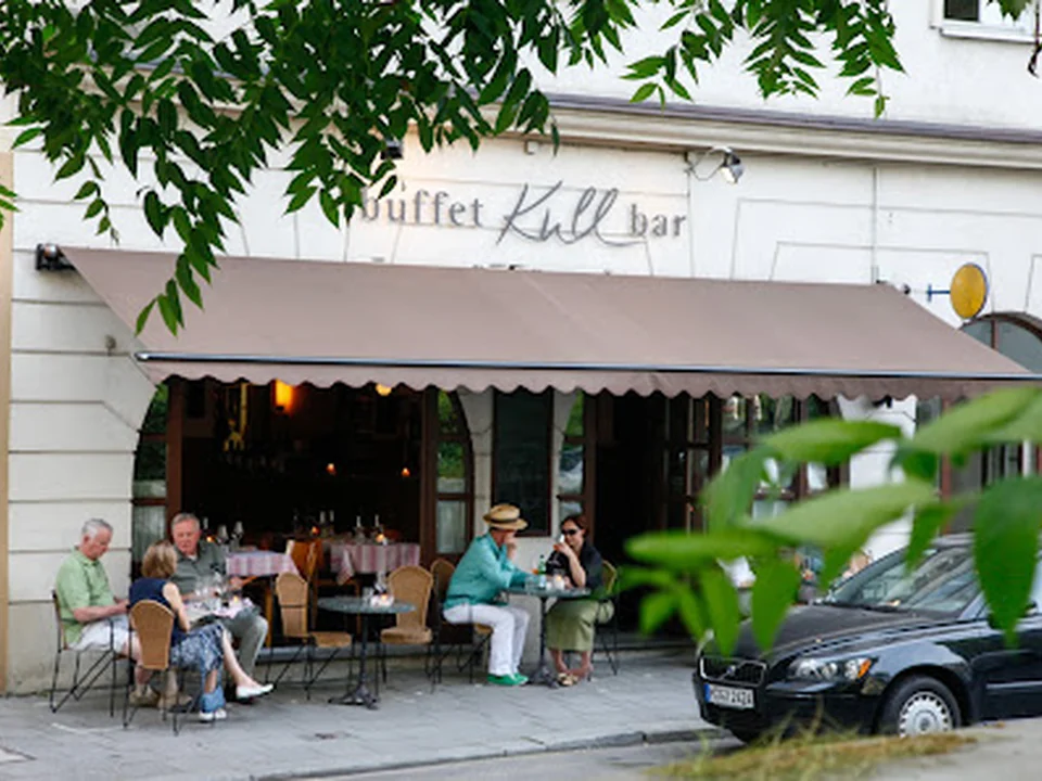 Foto de buffet Kull bar