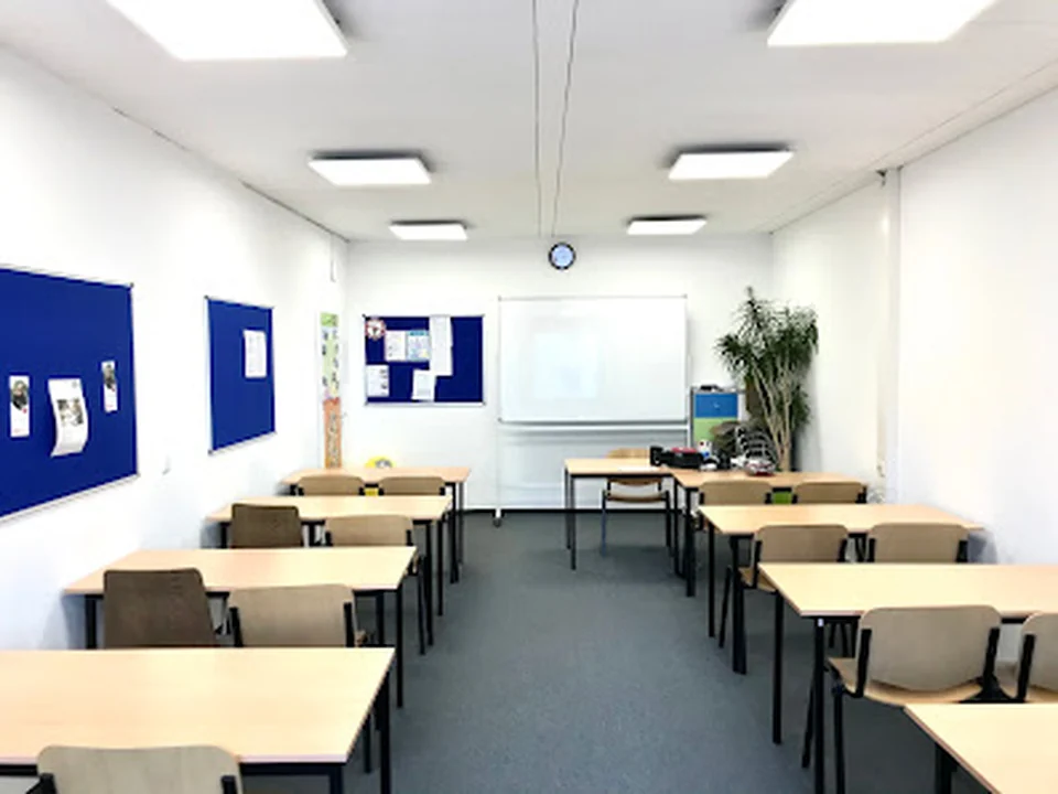 Deutschinstitut Integra