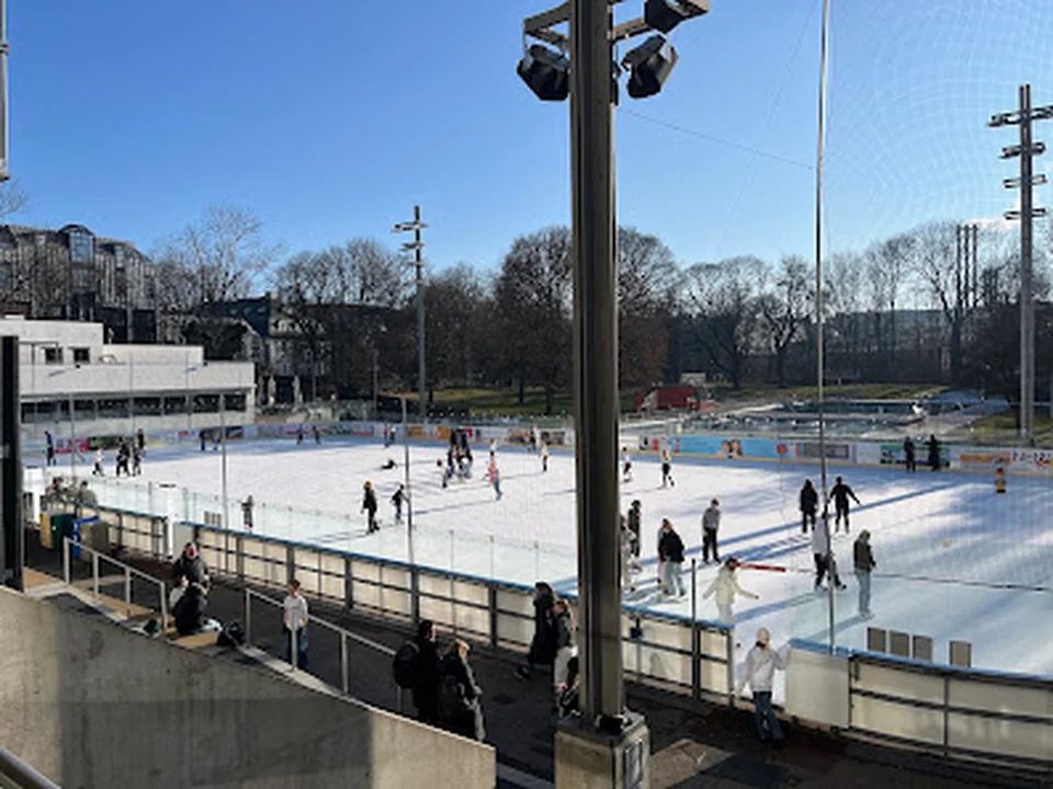 Eislaufen (im Prinzregentenstadion)