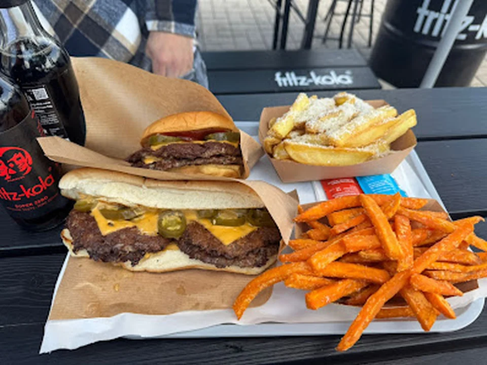 FAT-MAN Smashburger&Fried Chicken