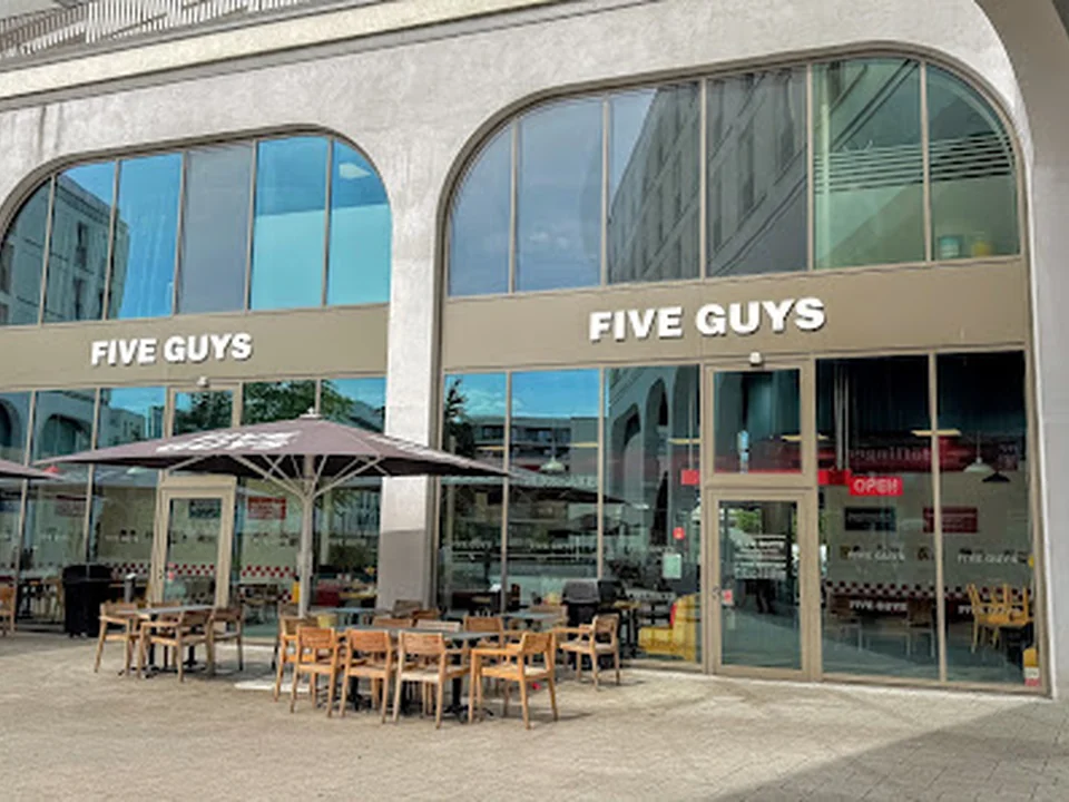 Five Guys