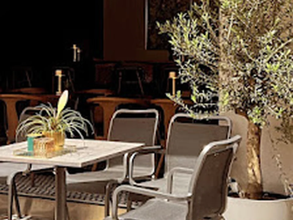 "frex" Restaurant & Bar