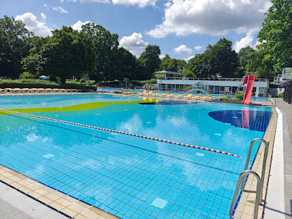 Gemeindliches Sommerbad Gauting