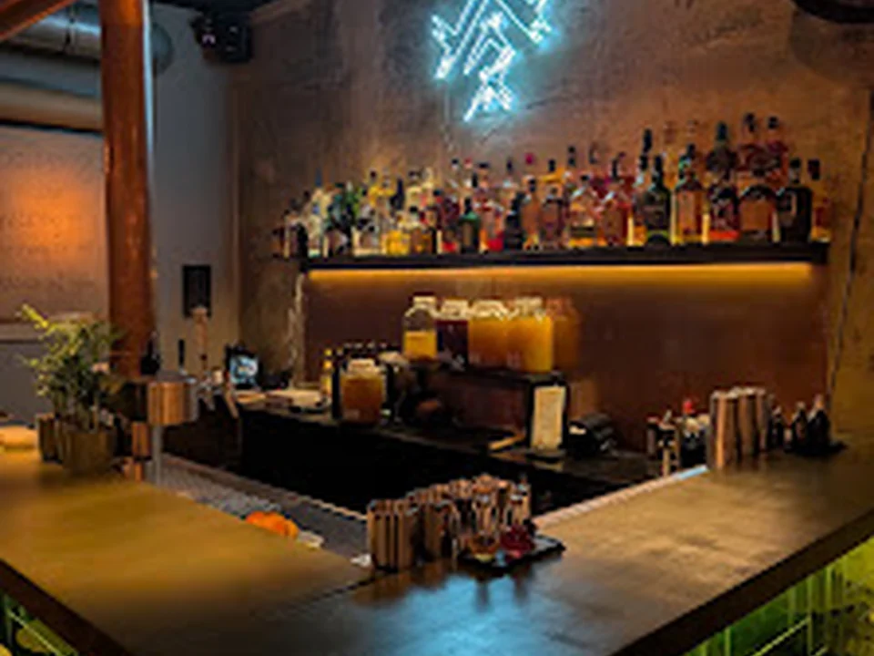 Foto de HEIR BEVERAGE HOUSE