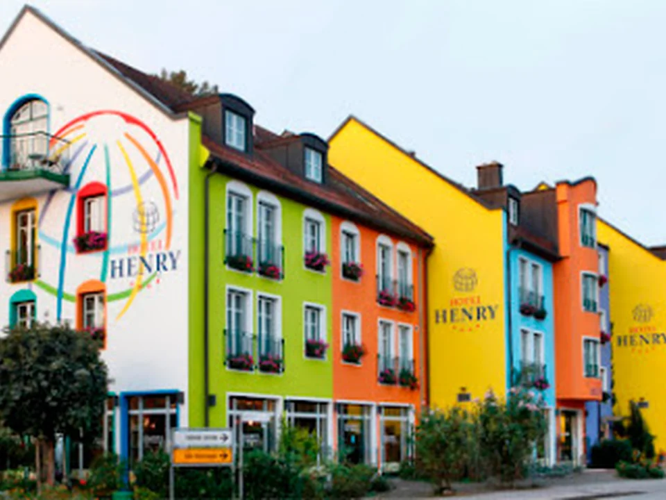 Hotel Henry
