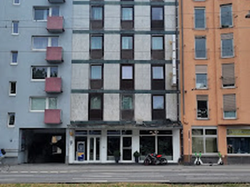 HOTEL-MONTREE
