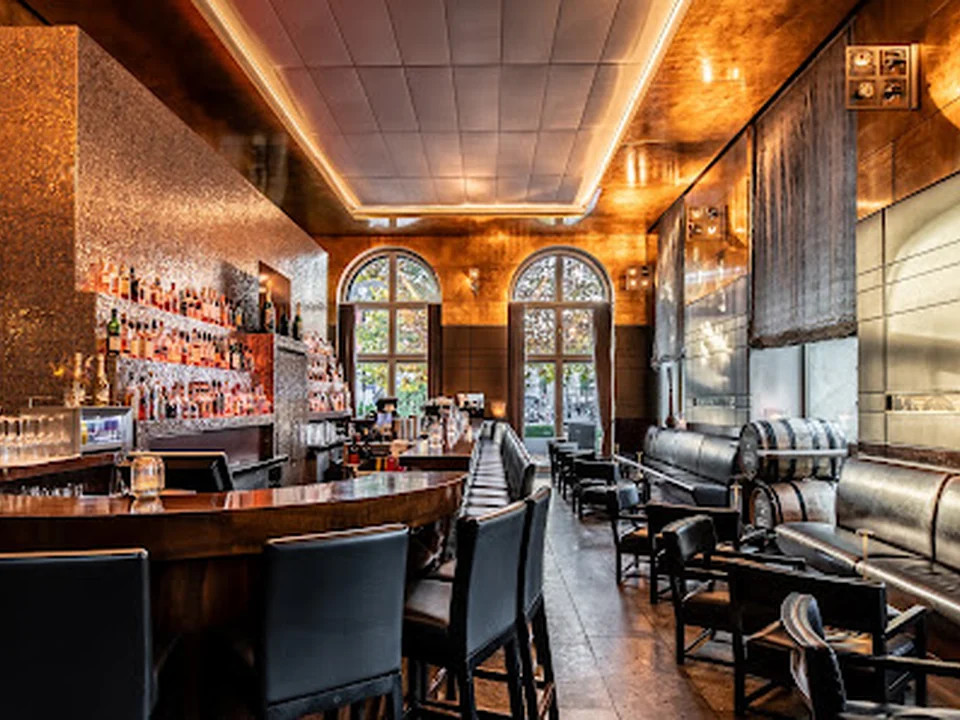 ISARBAR - Hotelbar & Lounge