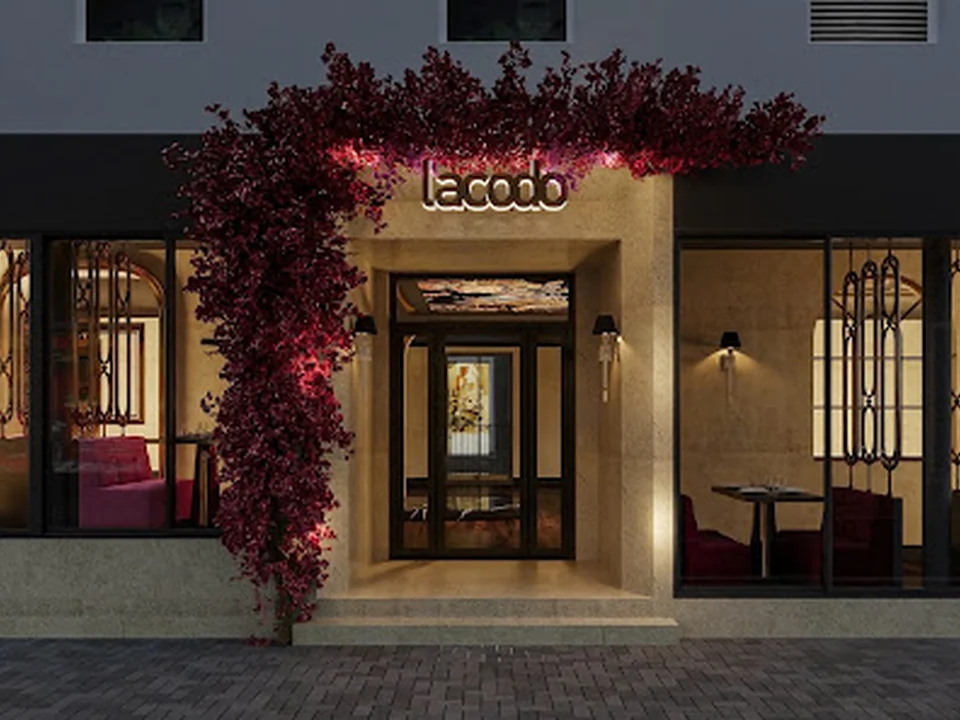 Lacodo - Japanese & Vietnamese - Asia, Sushi & Cocktail Bar