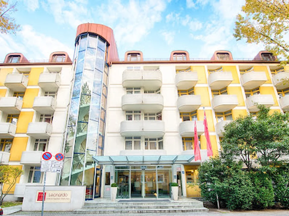 Leonardo Hotel & Residenz München