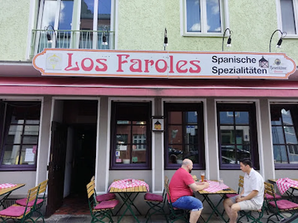 Los Faroles Restaurant
