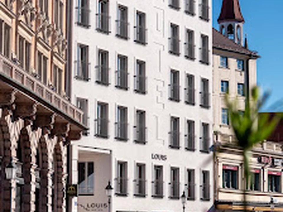 LOUIS Hotel