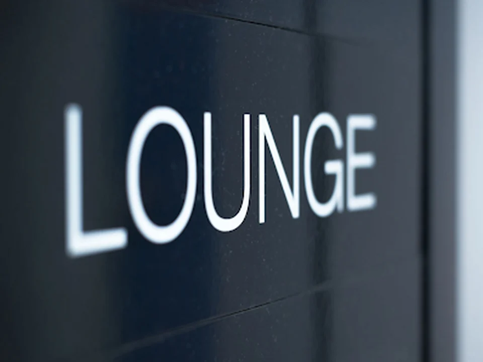 Lufthansa First Class Lounge