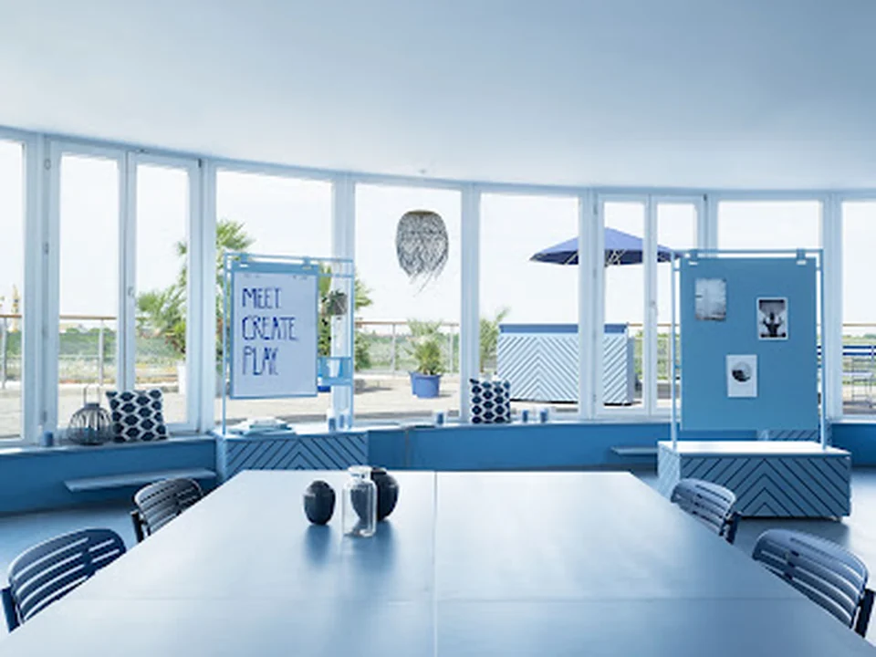 Meetingraum & Eventlocation - OutOfOffice München (Eisbach) GmbH