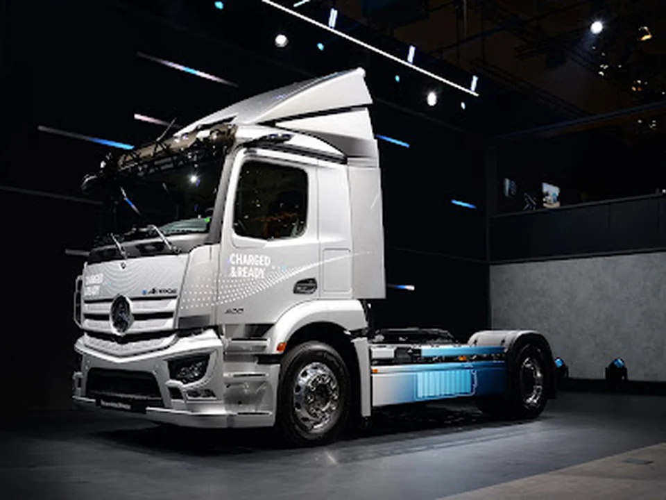 Mercedes-Benz CharterWay