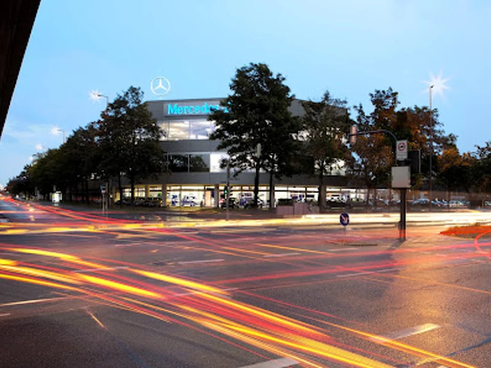 Best mercedes-benz dealership in Munich