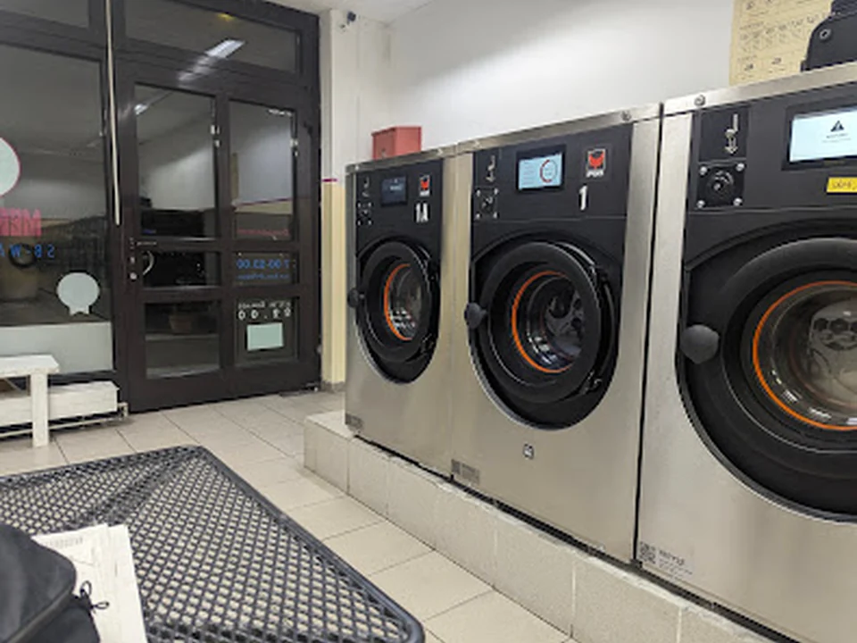 Mermaid’s Laundromat