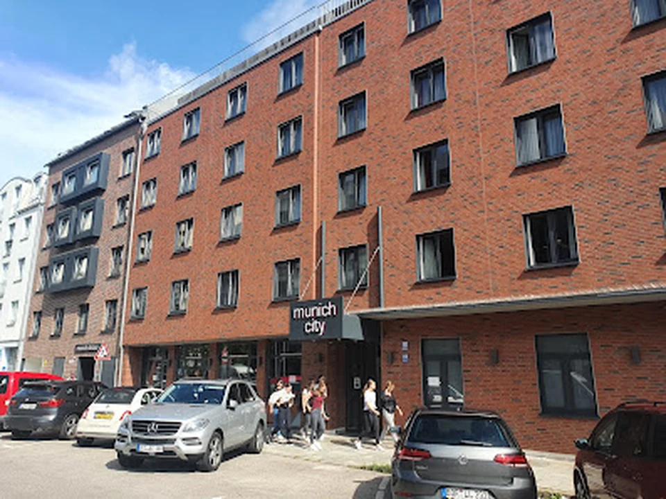 Munich Deluxe Hotel