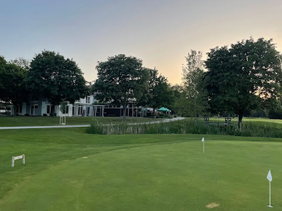 Munich Golf Club Eschenried - Golf Course Gröbenbach