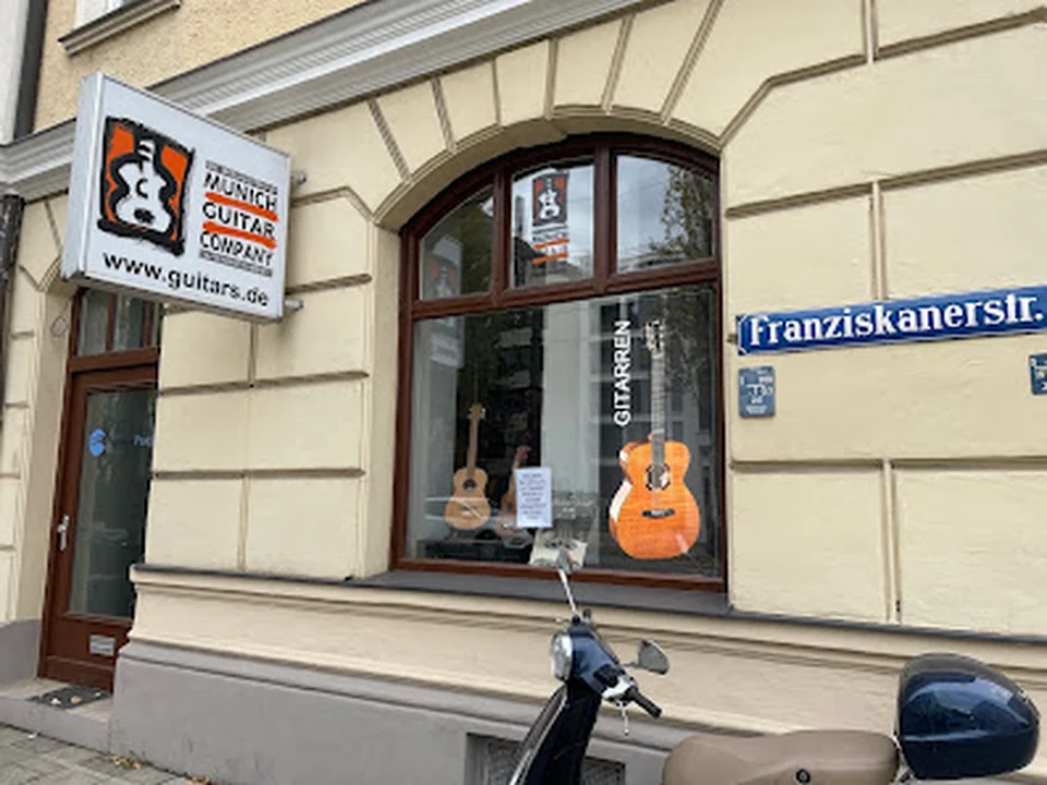 Best guitar store in Munich