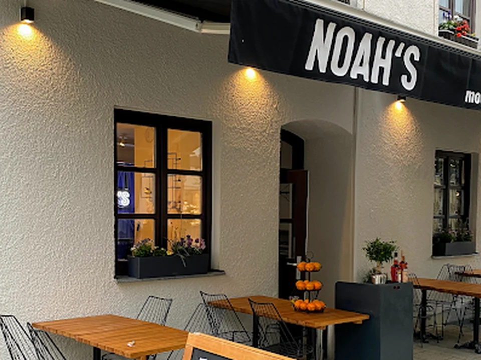Noah's Pizzeria