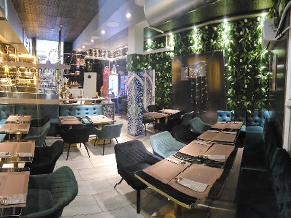 Persisches Restaurant Rosmori Catering -رستوران کترینگ ایرانی رزموری مونیخ