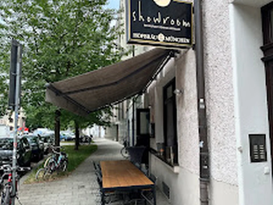 Restaurant Showroom