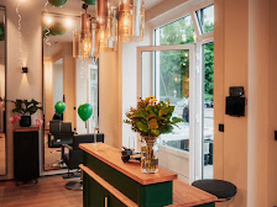 Foto de Sado Hair Lounge