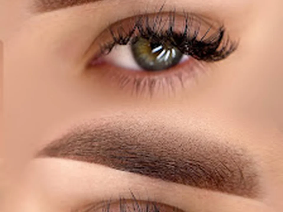 Best eyebrow threading in Munich