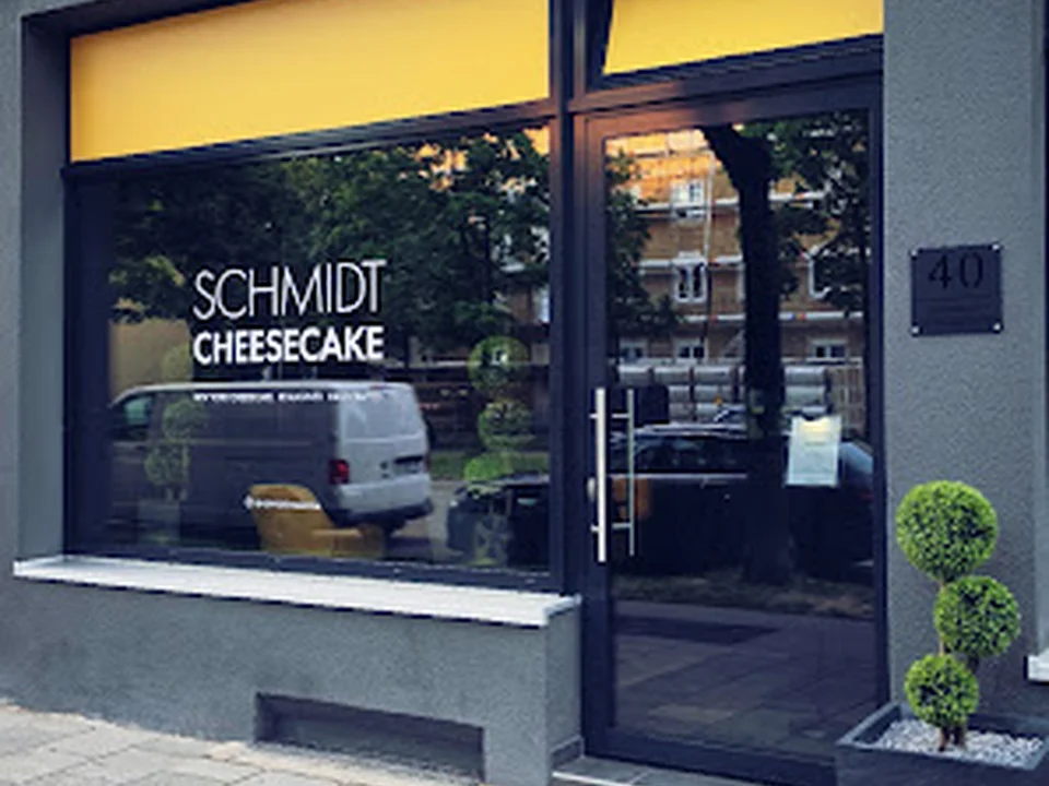 SCHMIDT CHEESECAKE