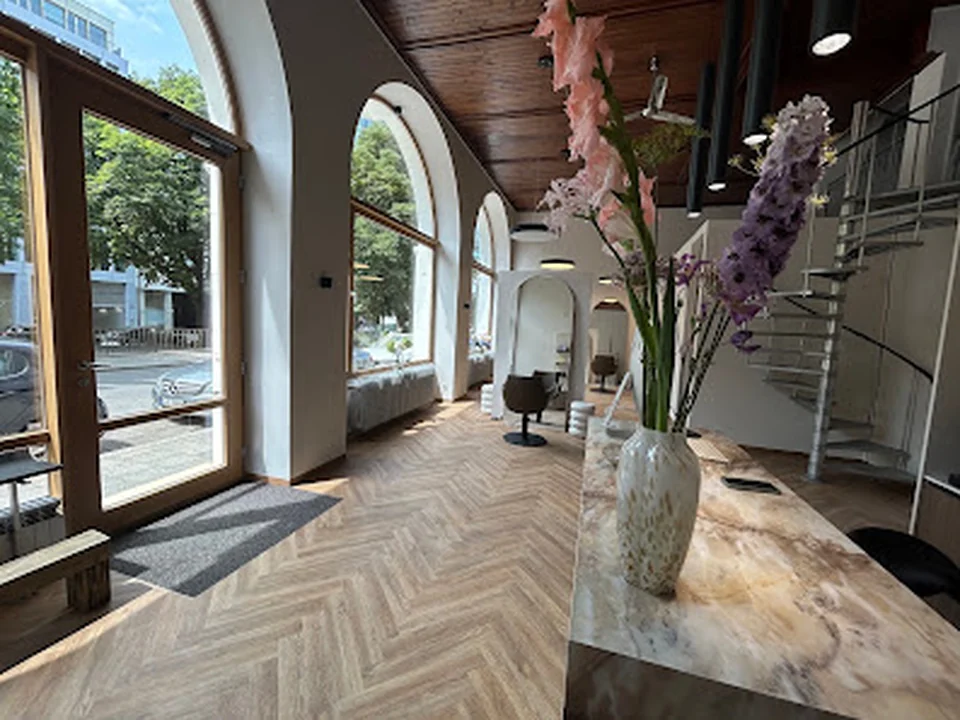 STUDIO JUÉ