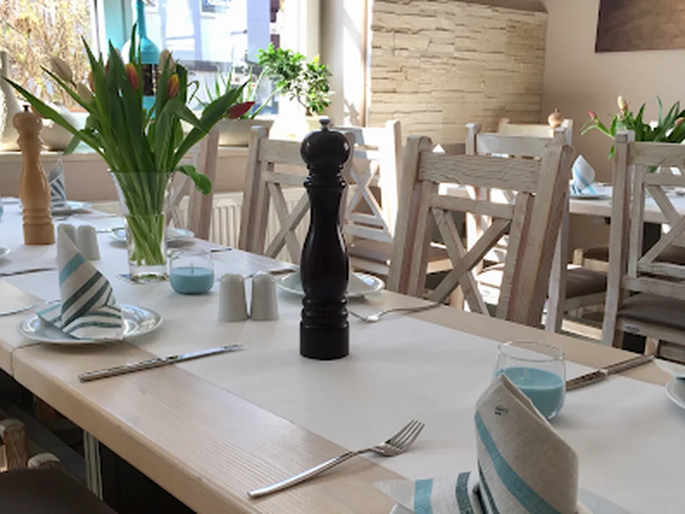 Taverna Synantisis