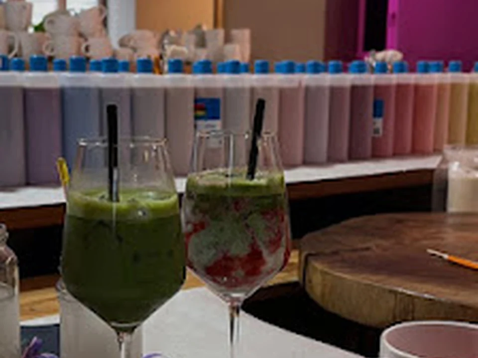 The Purrfect Studio - Keramik bemalen l Matcha l Cocktails I Kreativ Events