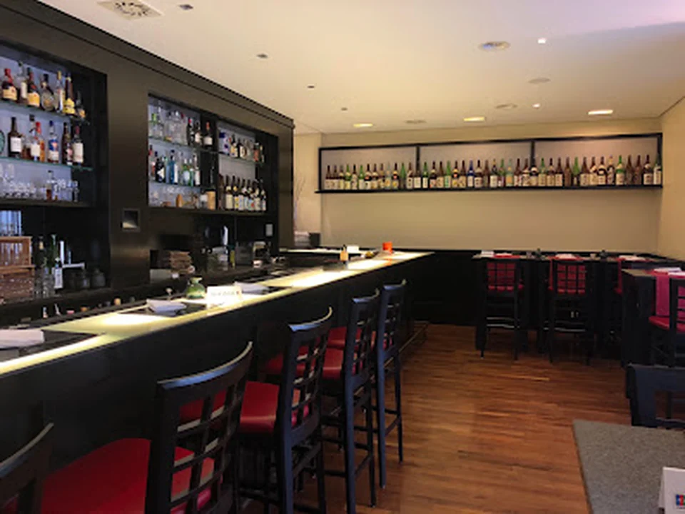TOSHI Restaurant & Bar