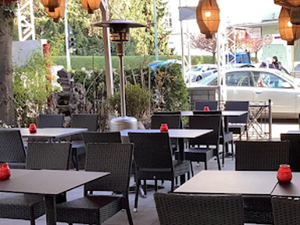 Viet Village Restaurant Pasing