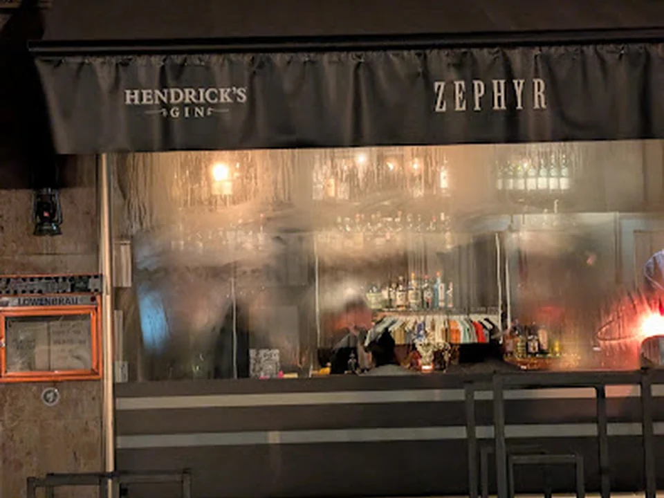 Zephyr Bar
