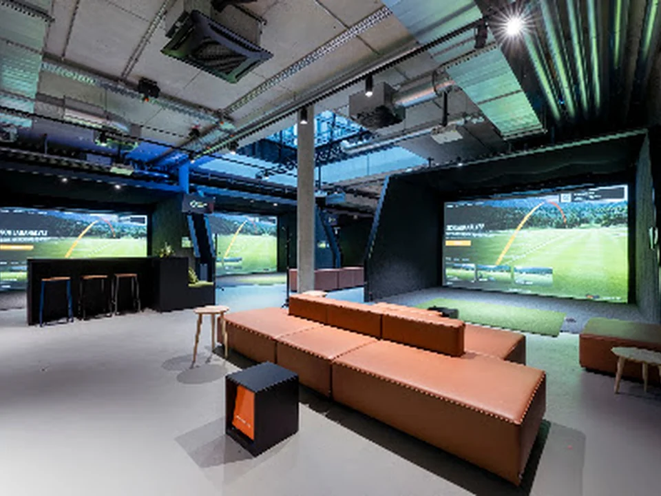 Seven Tees Golf and Bar, Munich