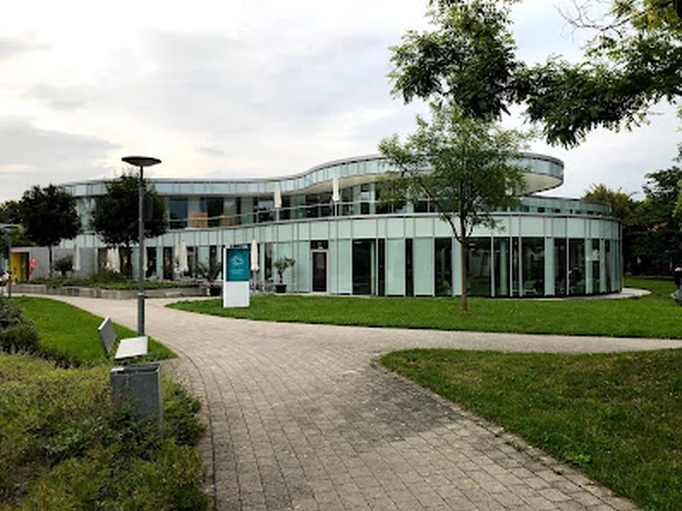 Hallenbad Ismaning, Munich