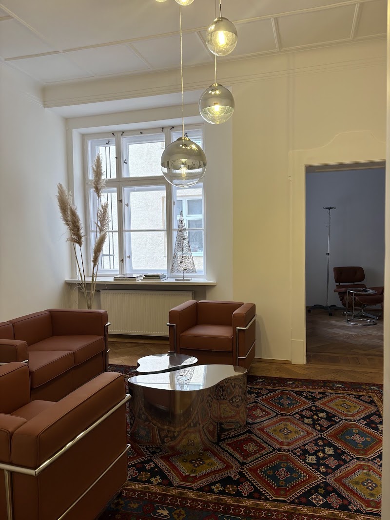 minimal med – Dr. Felicitas Mrochen, Munich