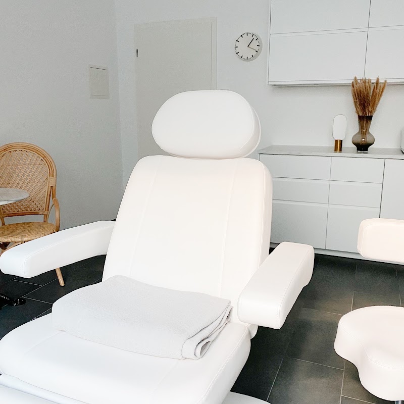 Dr. Eva Jablonka – Ästhetische Medizin, Munich
