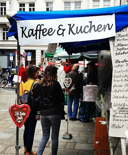 Ploeckl's himmlische Kuchen, Torten & Apfelstrudel auf dem Bauernmarkt im Lehel