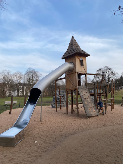 Kinderspielplatz Luitpoldpark Kletterhäuschen